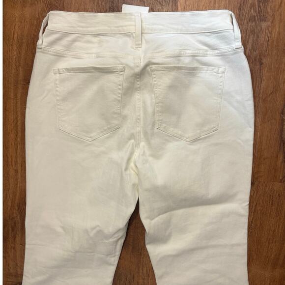 NWT J.Crew Flare Crop White Jean In Signature Stretch Size 34 - Picture 8 of 8